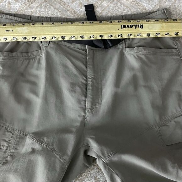 NF Sz XL Convertible Zip Tan Cargo Many Pockets Ankle Zip Gusset 40 X 32” Belted - Picture 15 of 16